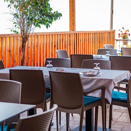 Aragosta Hotel Durres Ngoại thất bức ảnh